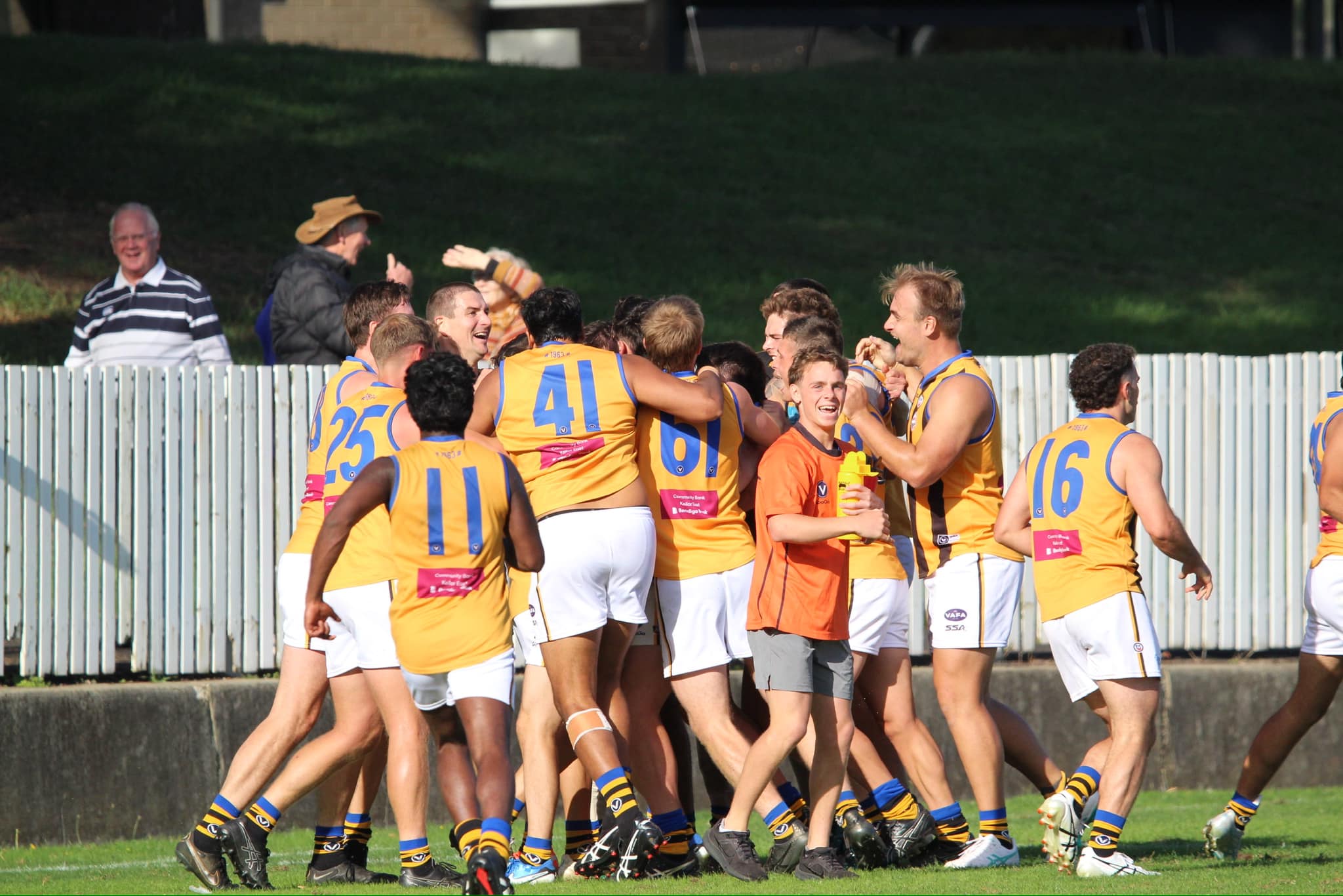 Bernard's Beginnings: Thrilling Round 1 Victory After Siren Drama